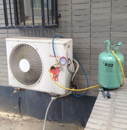 班玛空调加氟